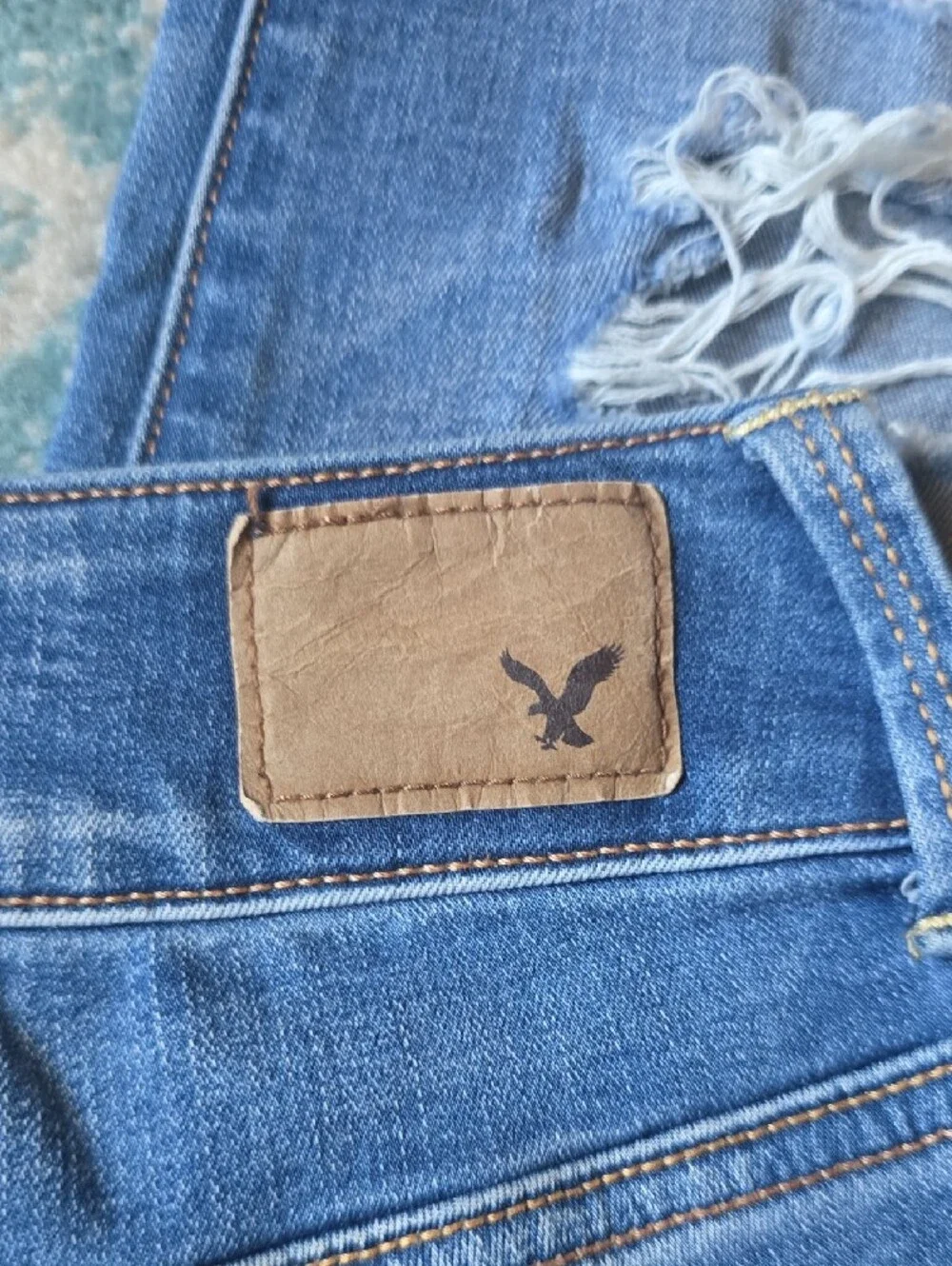 American Eagle Outfitters Light Blue Distressed Skinny Jeans